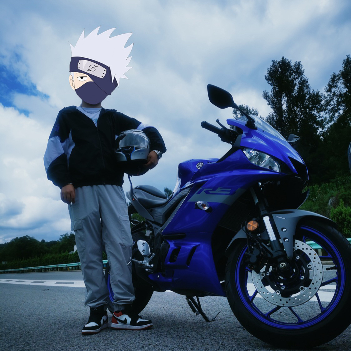 EV EV